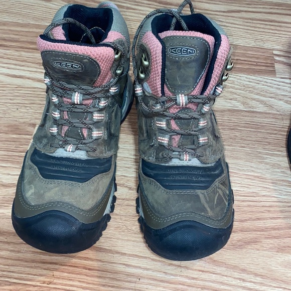 ***SOLD Keen Ridge Flex Mid Waterproof Hiking Boots - Women's - Picture 1 of 4